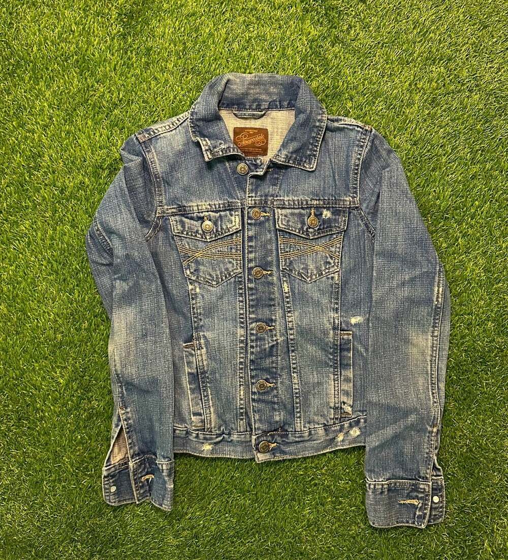 Aeropostale Distressed Blue Denim Trucker Jacket